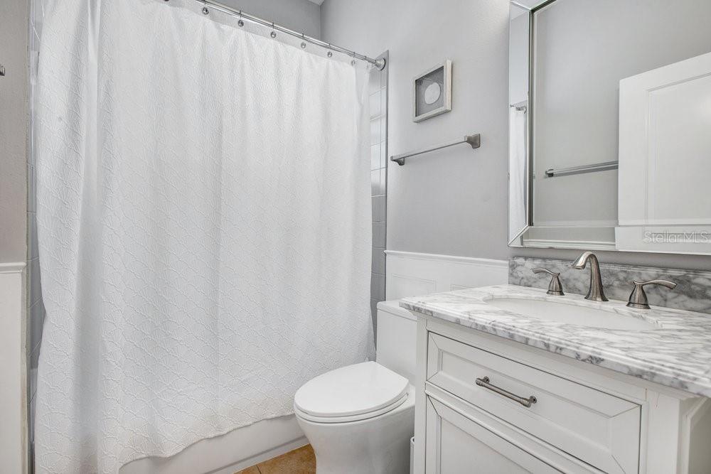 2nd Bathroom