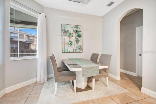 Dinette overlooking Pool