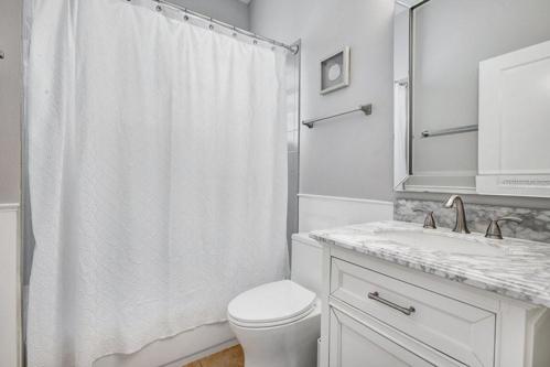 2nd Bathroom