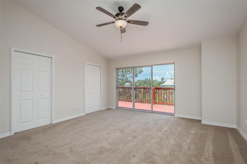 primary bedroom- walk-in closet