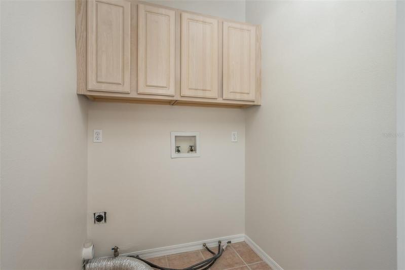 laundry room off kitchen- hook-up for a gas dryer