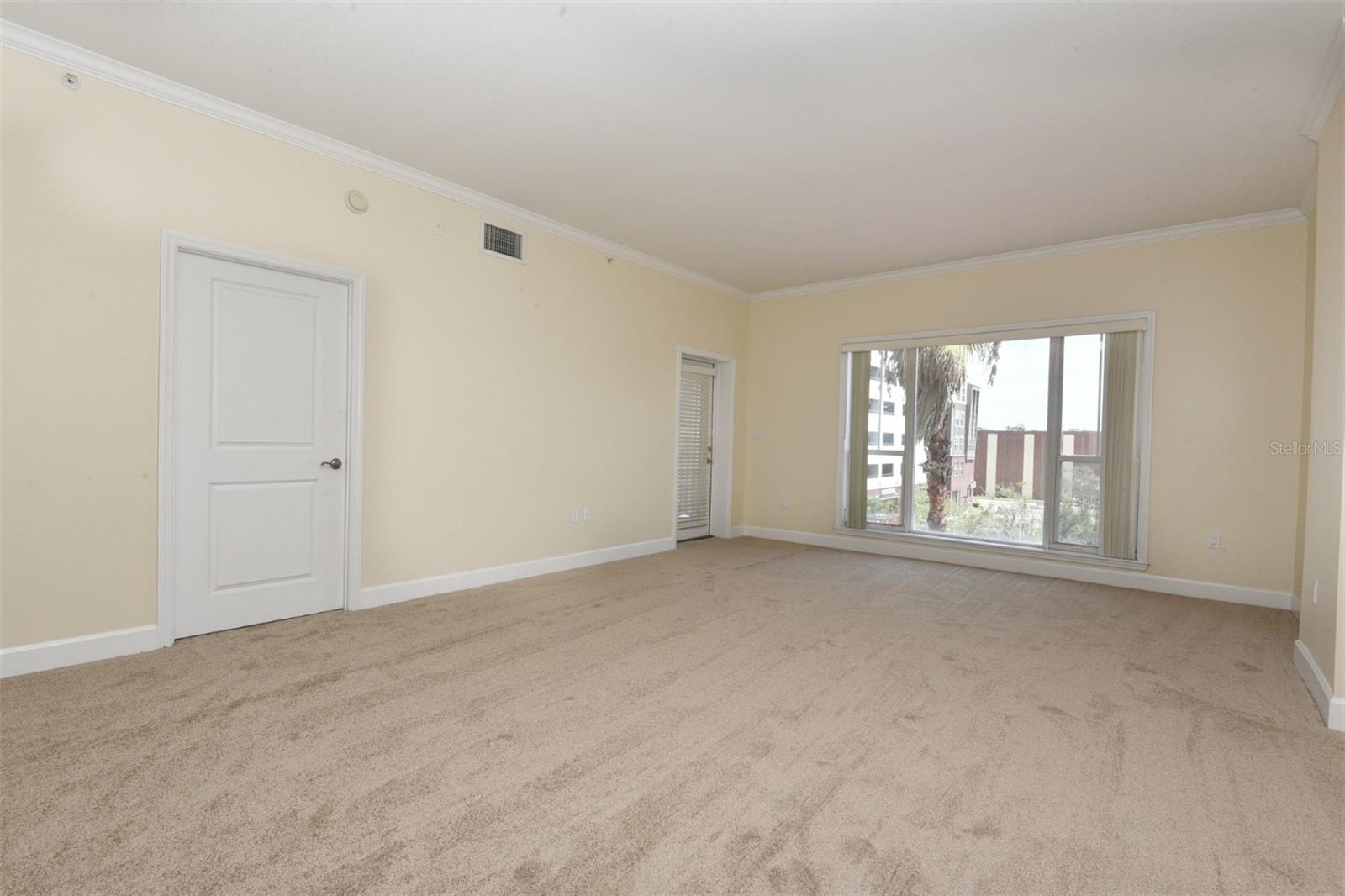 Living + Dining Area  Pic 4