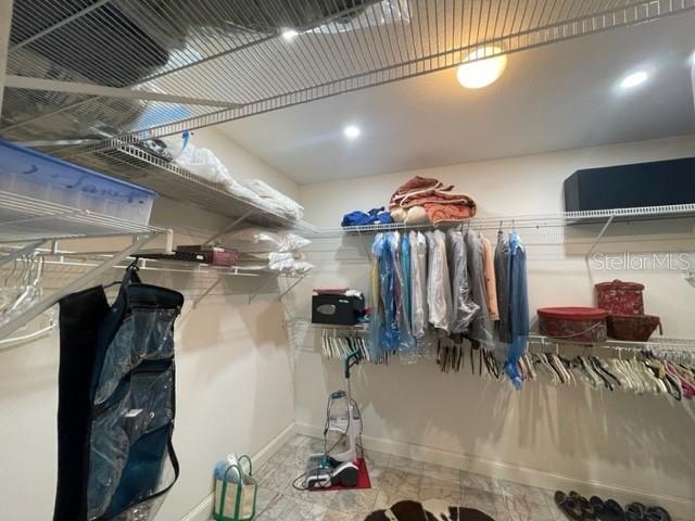 HUGE Master closet = 17x14