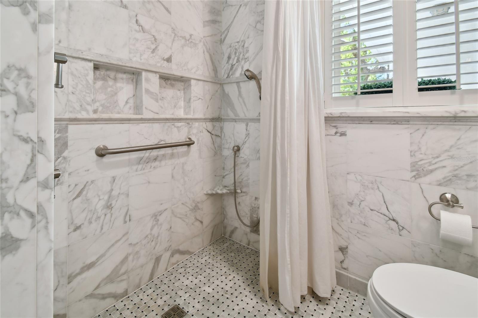 Exquisite floor to ceiling marble work