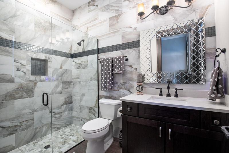 Guest Bathroom 2