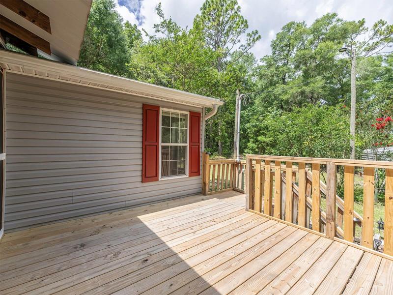 Front Porch Deck Area