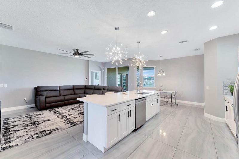KITCHEN/FAMILY ROOM.