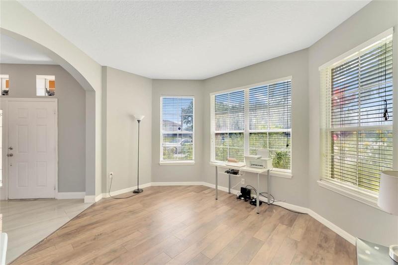 FORMAL LIVING/FLEX SPACE!