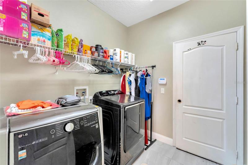 LAUNDRY ROOM.
