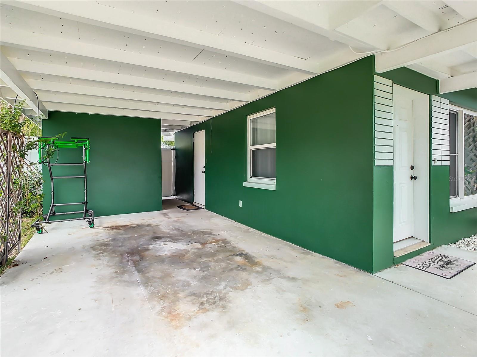 Carport