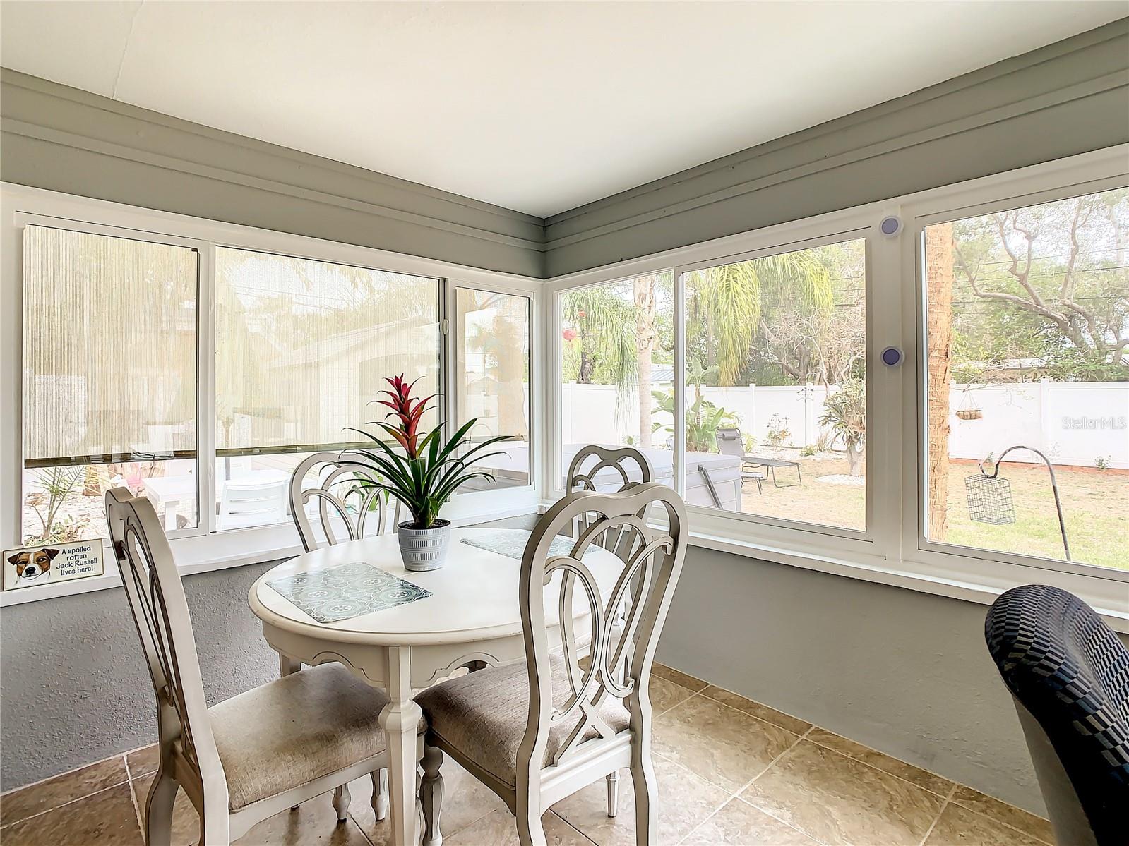Dining/Florida Room