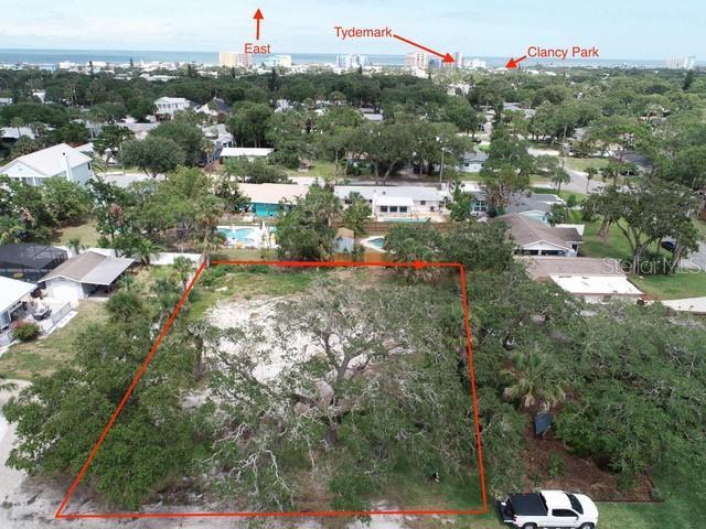 Looking East-just blocks from Flagler Ave, Ocean, etc.