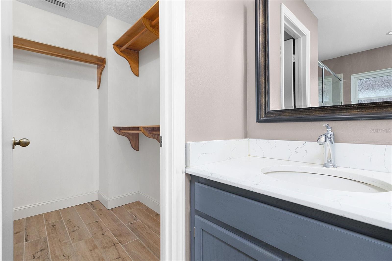 Bedroom 1,Closet