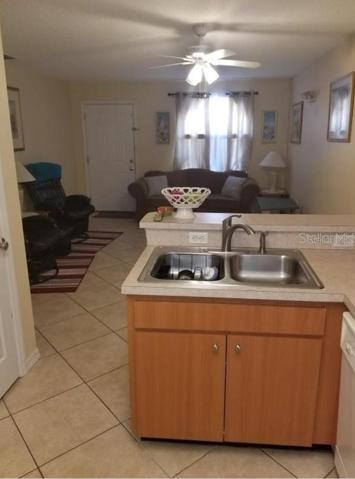 Kitchen/Living Area