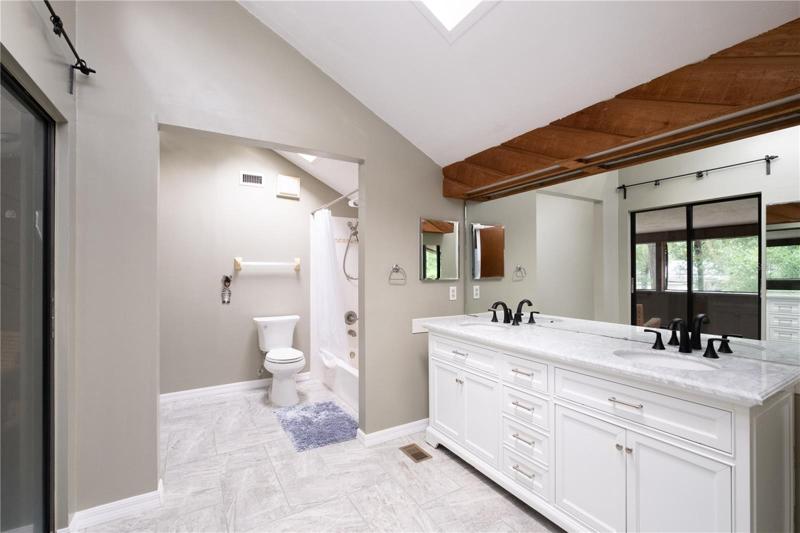 Upstairs primary bath