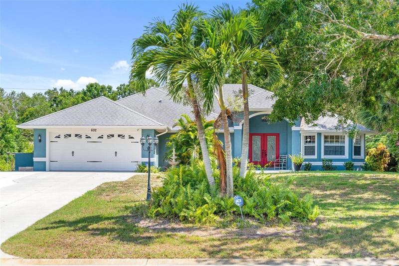 692 Pineapple Place, Venice, FL 34293