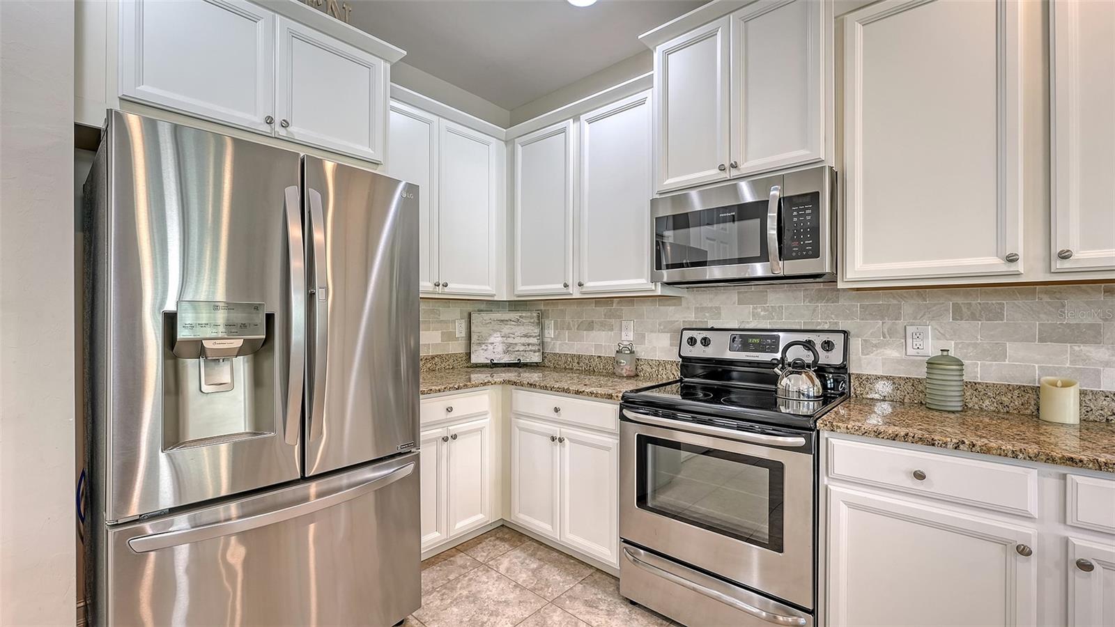 Stainless appliances