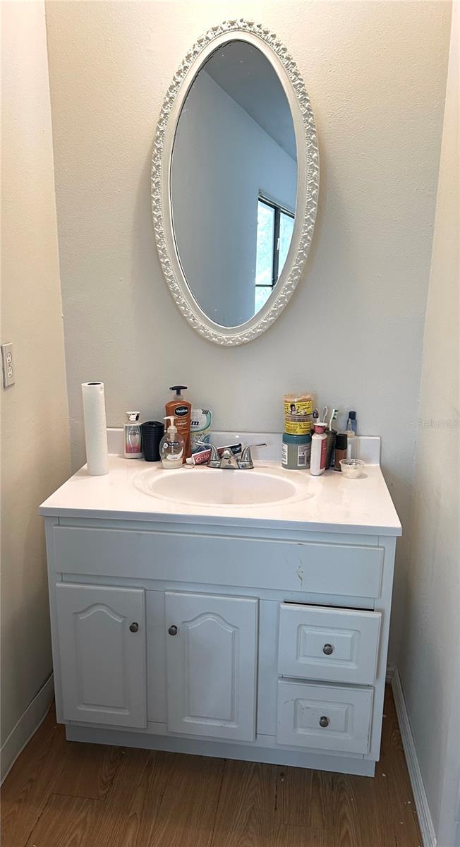 Master Vanity