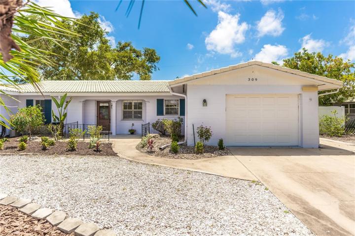 Single Fam Home with Dual Garages
