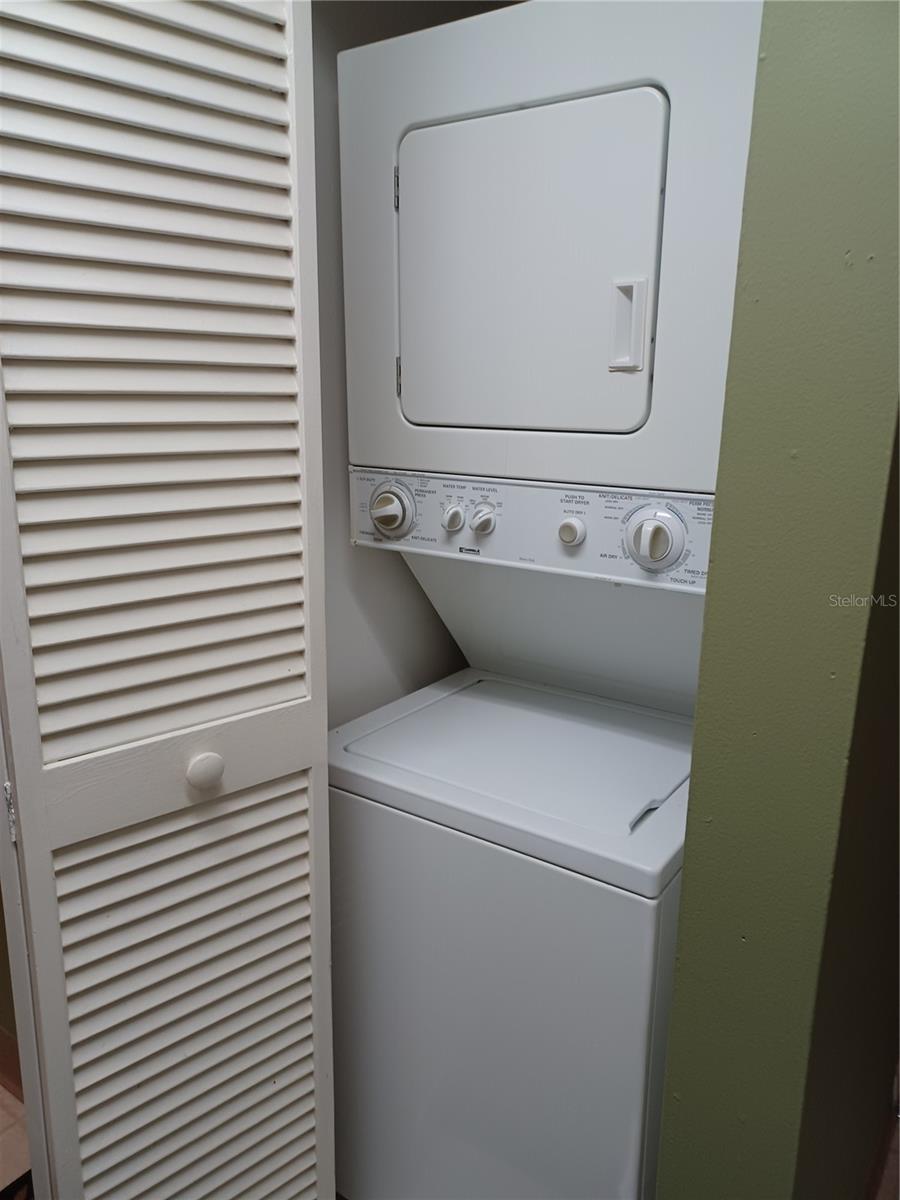 Washer & Dryer
