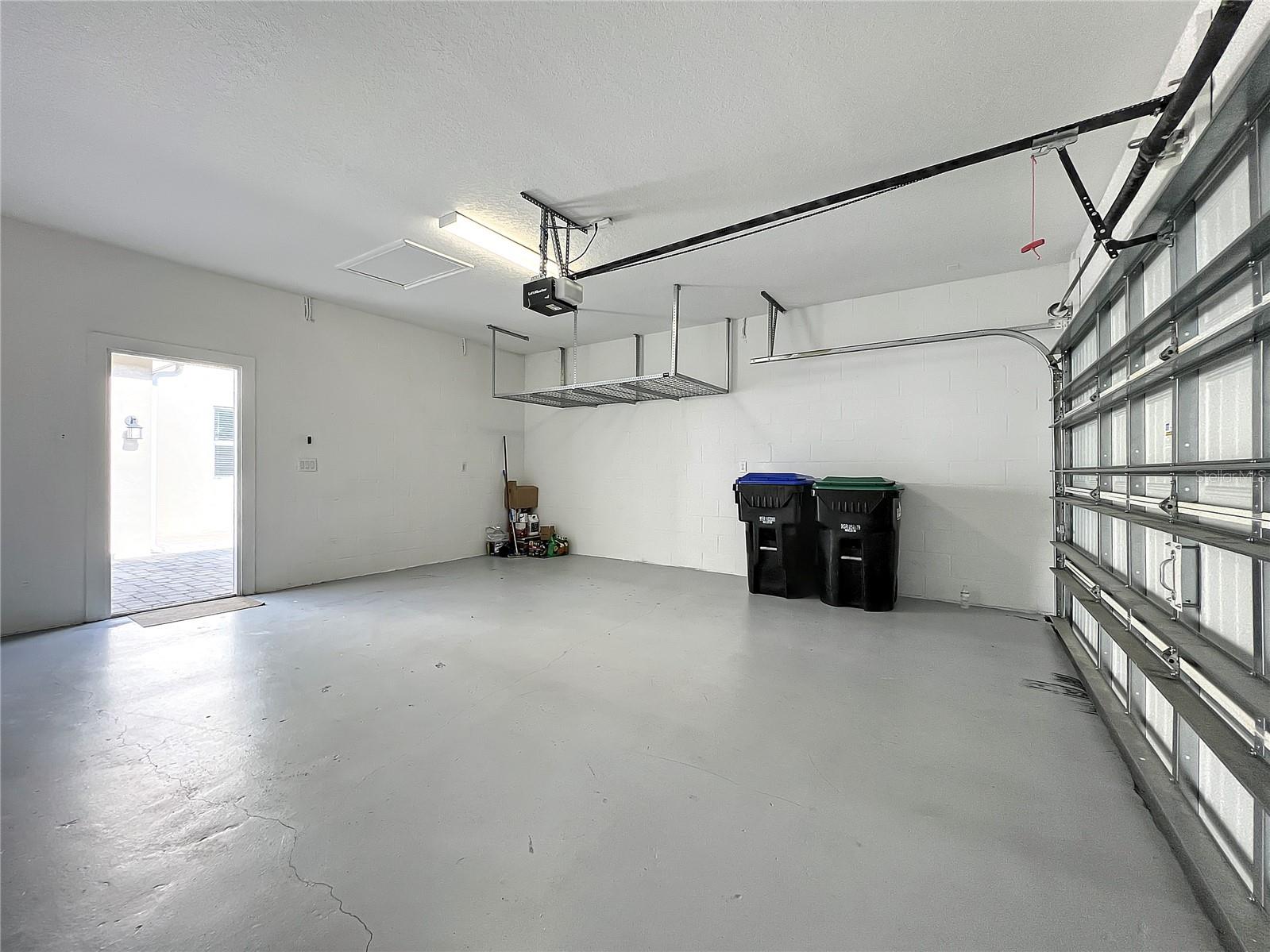 DETACHED GARAGE