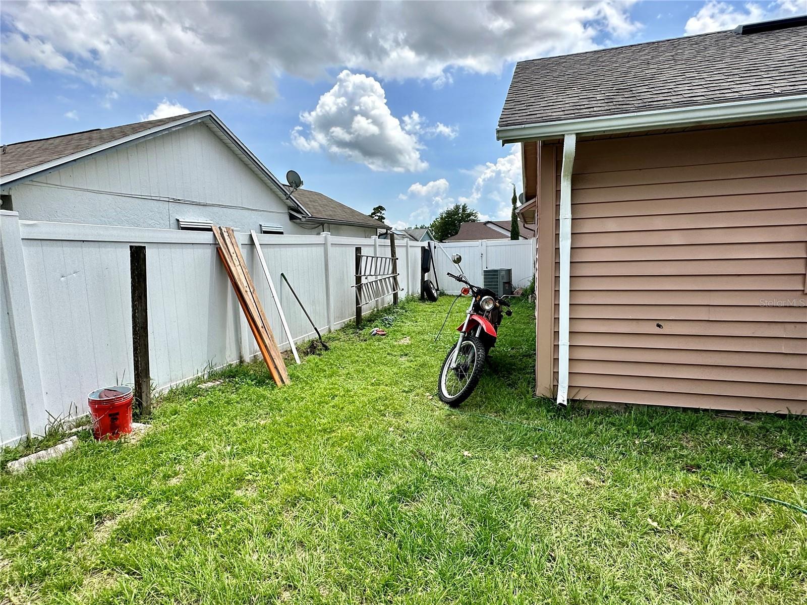 YARD
