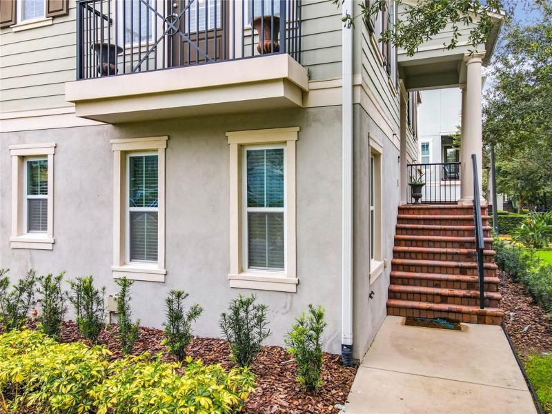 Side entry into the Townhouse