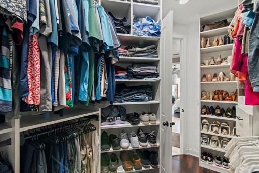 Owners Large walk-in Closet