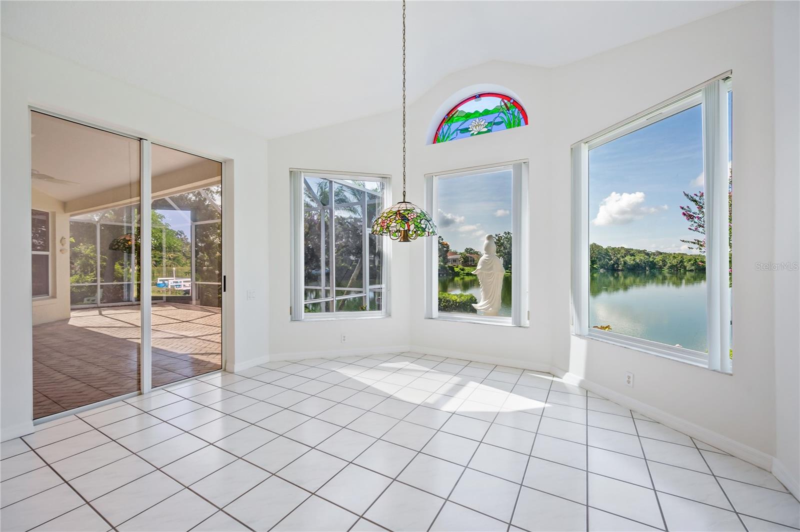 Coffee inside or out on the lanai?