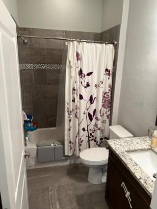 Hall Bath 1