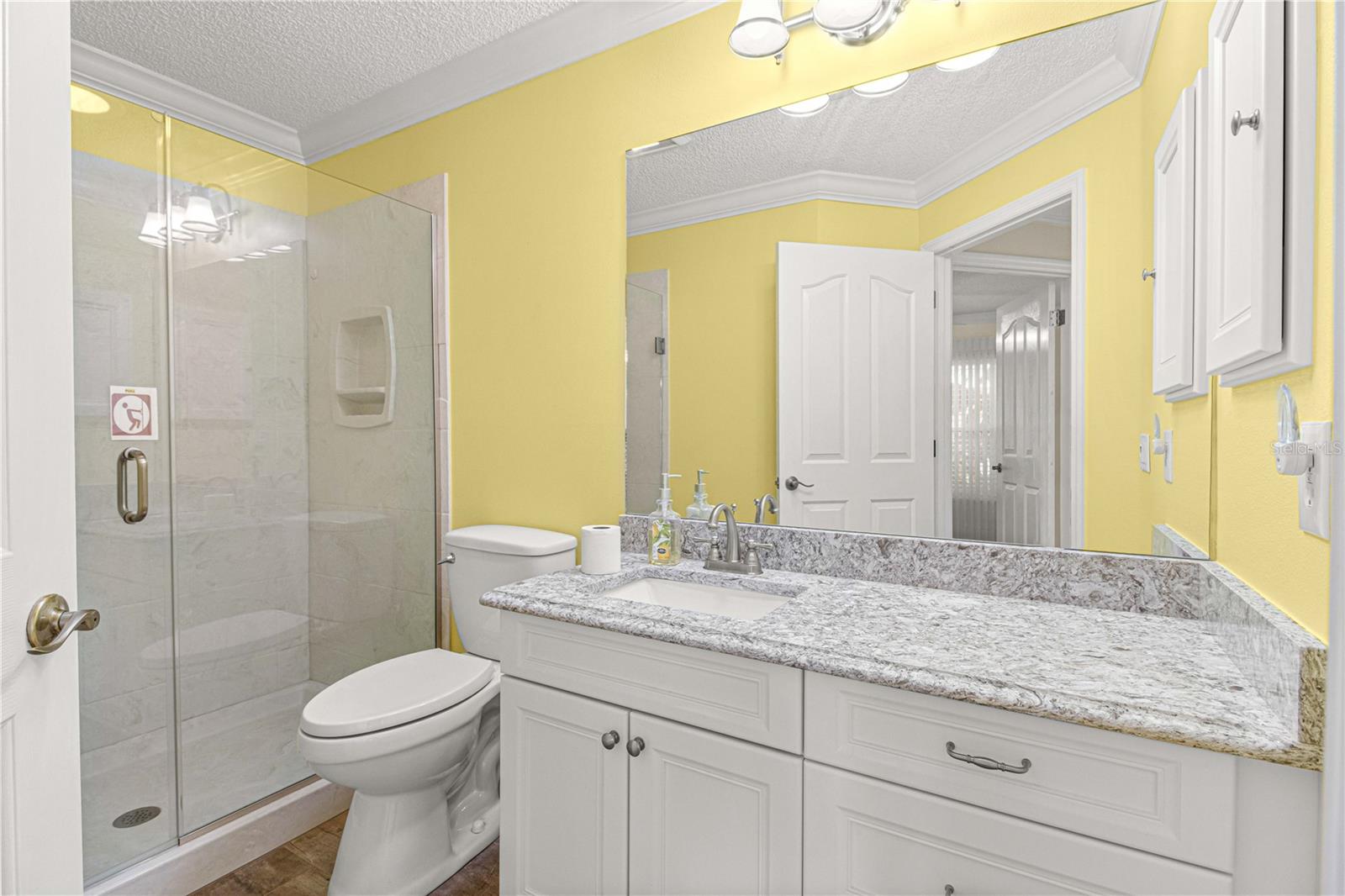 2nd bathroom