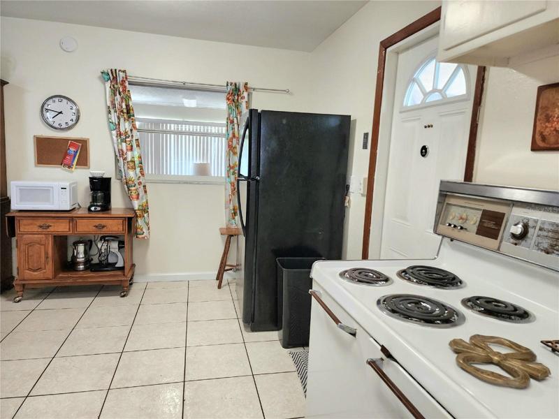 Open Area off kitchen