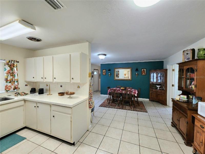 Kitchen/Dining/Open Area
