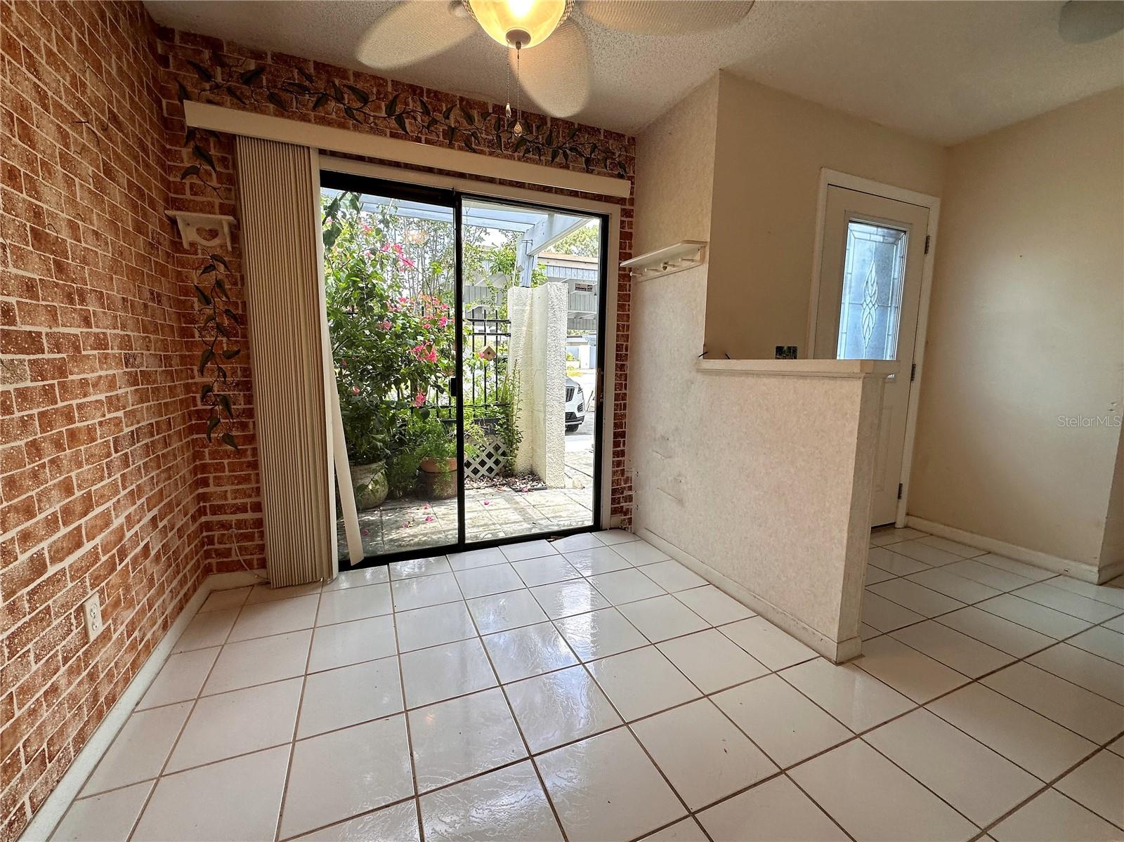 Dinette and Entry Foyer