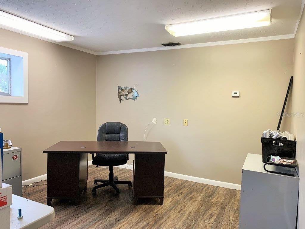 Office 1
