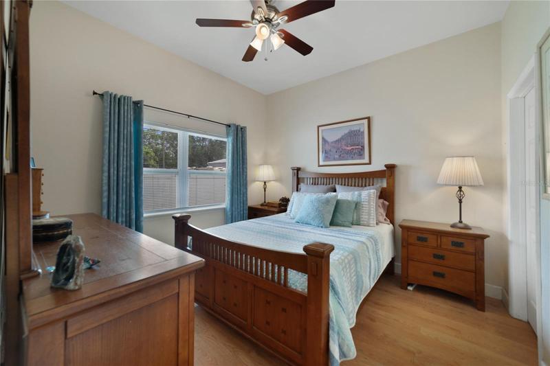 IN-LAW APARTMENT/ Bedroom.