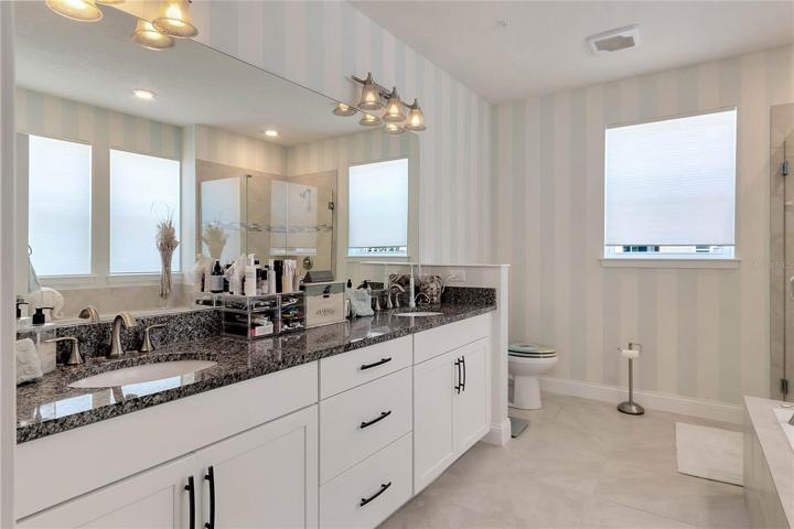 PRIMARY EN-SUITE BATH.