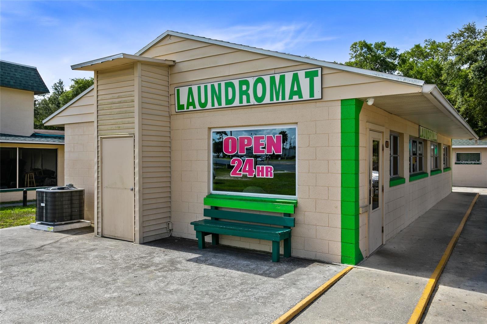 Laundromat Storefront