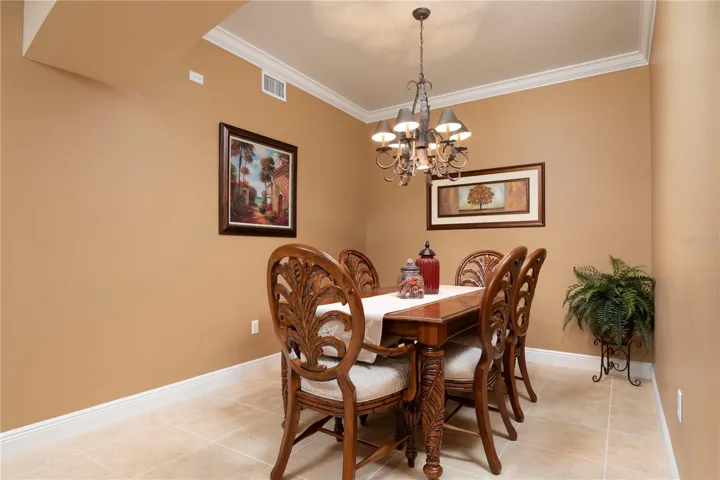 Separate Dining or Flex Room