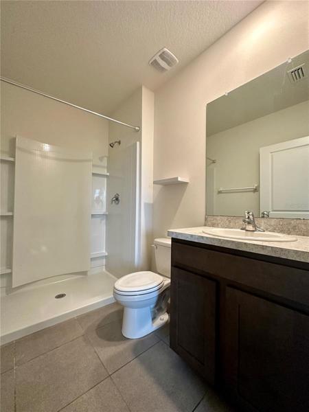 Downstairs Full Bath