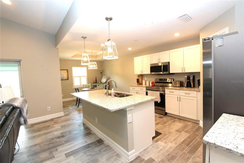 Kitchen - view 1