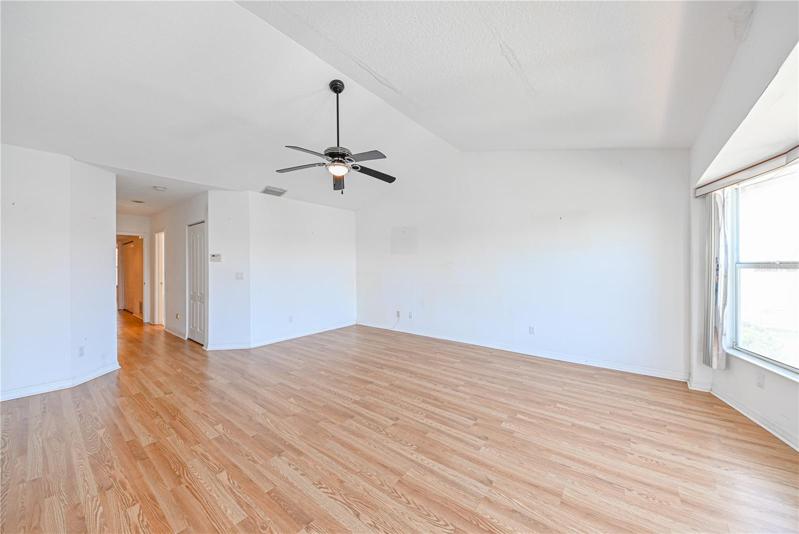 Primary Bedroom - 3rd Floor