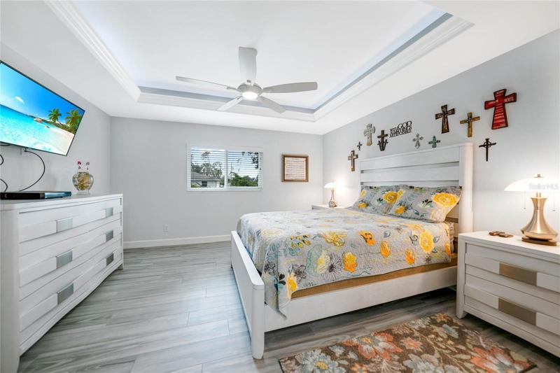 Master Suite 2