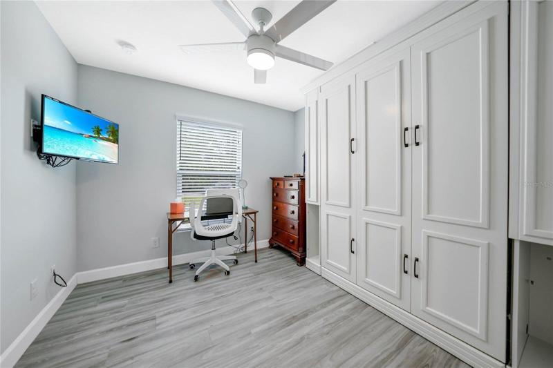 Bedroom 4 w/ Murphy Bed
