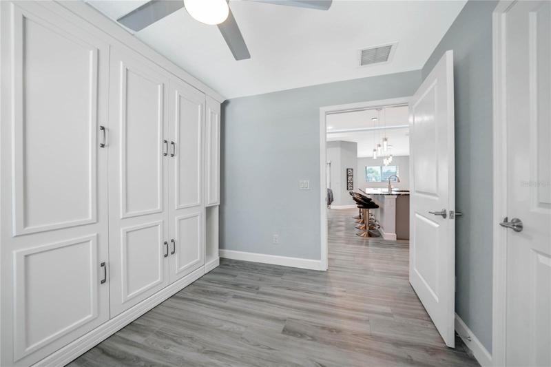Bedroom 4 w/ Murphy Bed