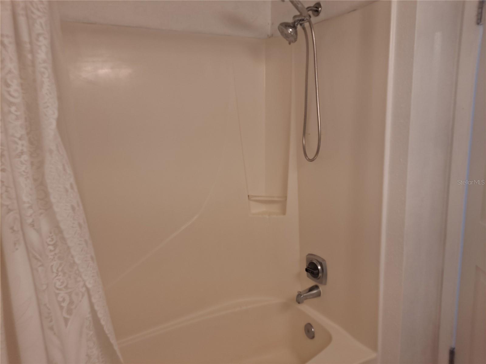 Standard Shower/Tub