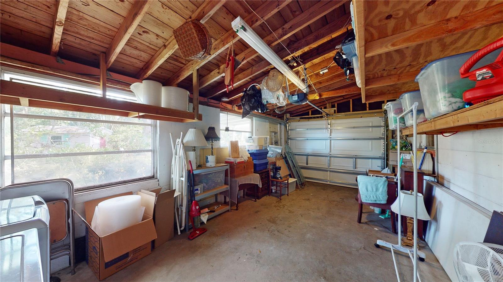 Spacious Garage