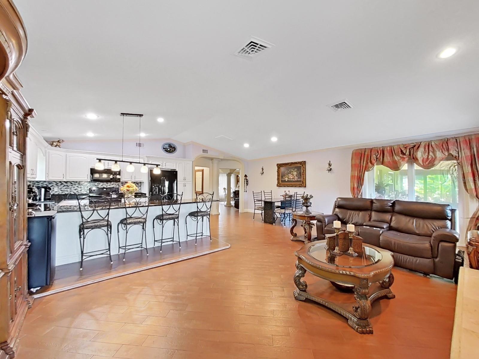 TONS OF LIVING SPACE