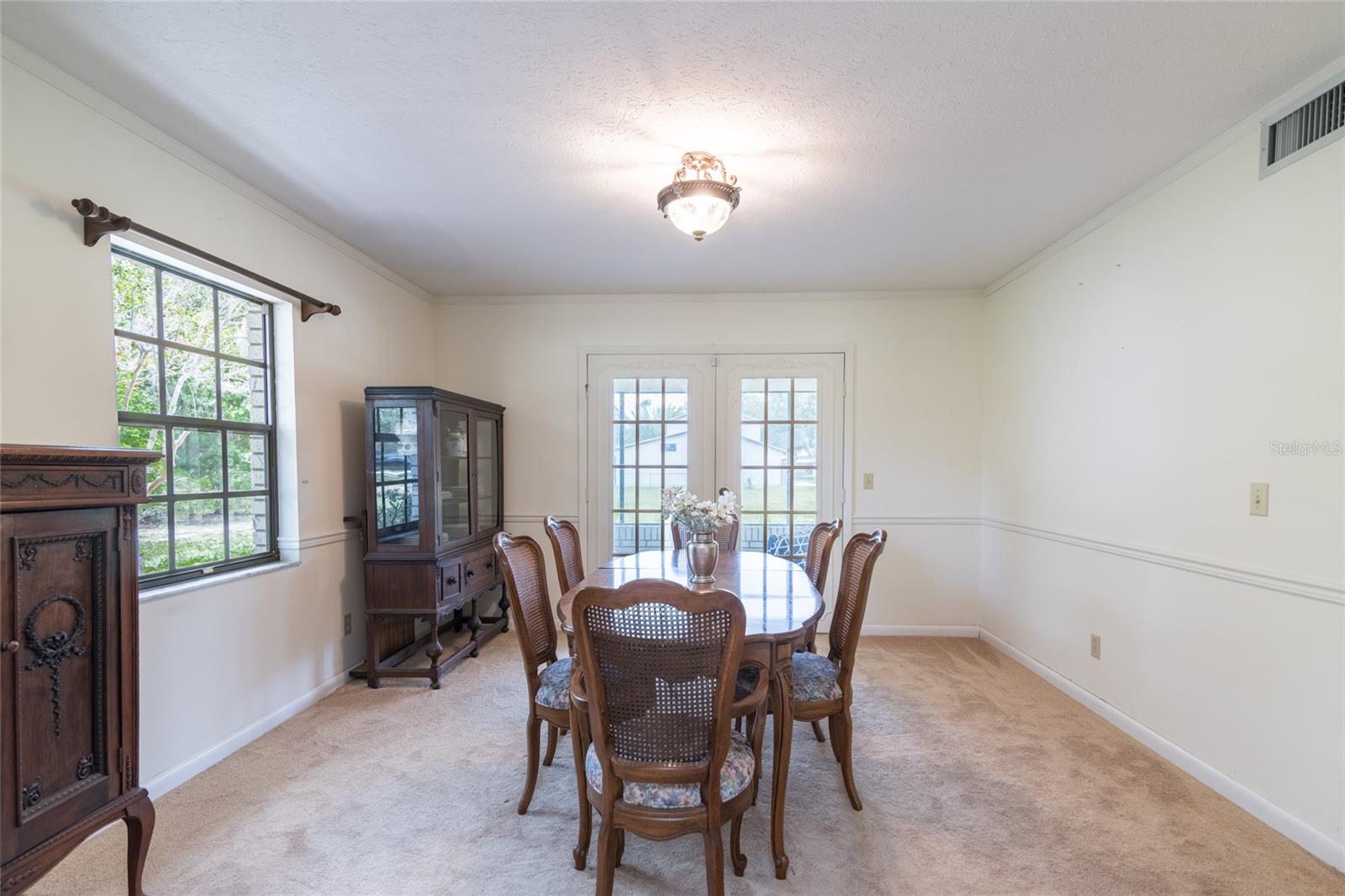 Large formal dining room!
