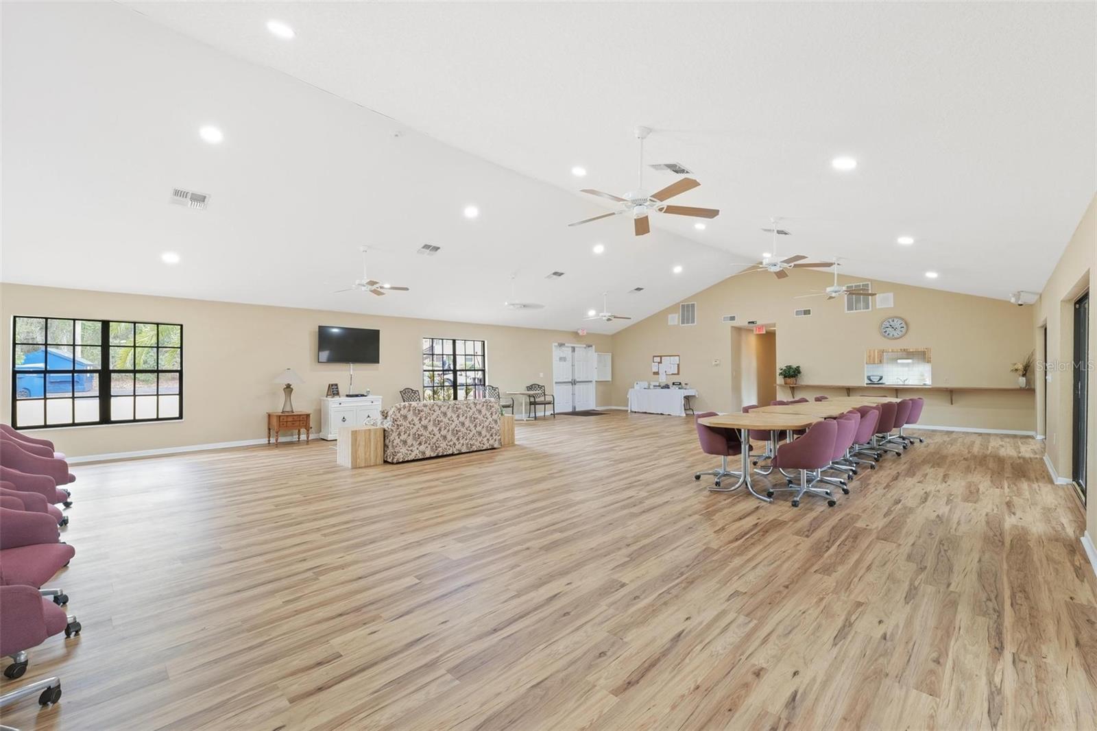 CLUBHOUSE